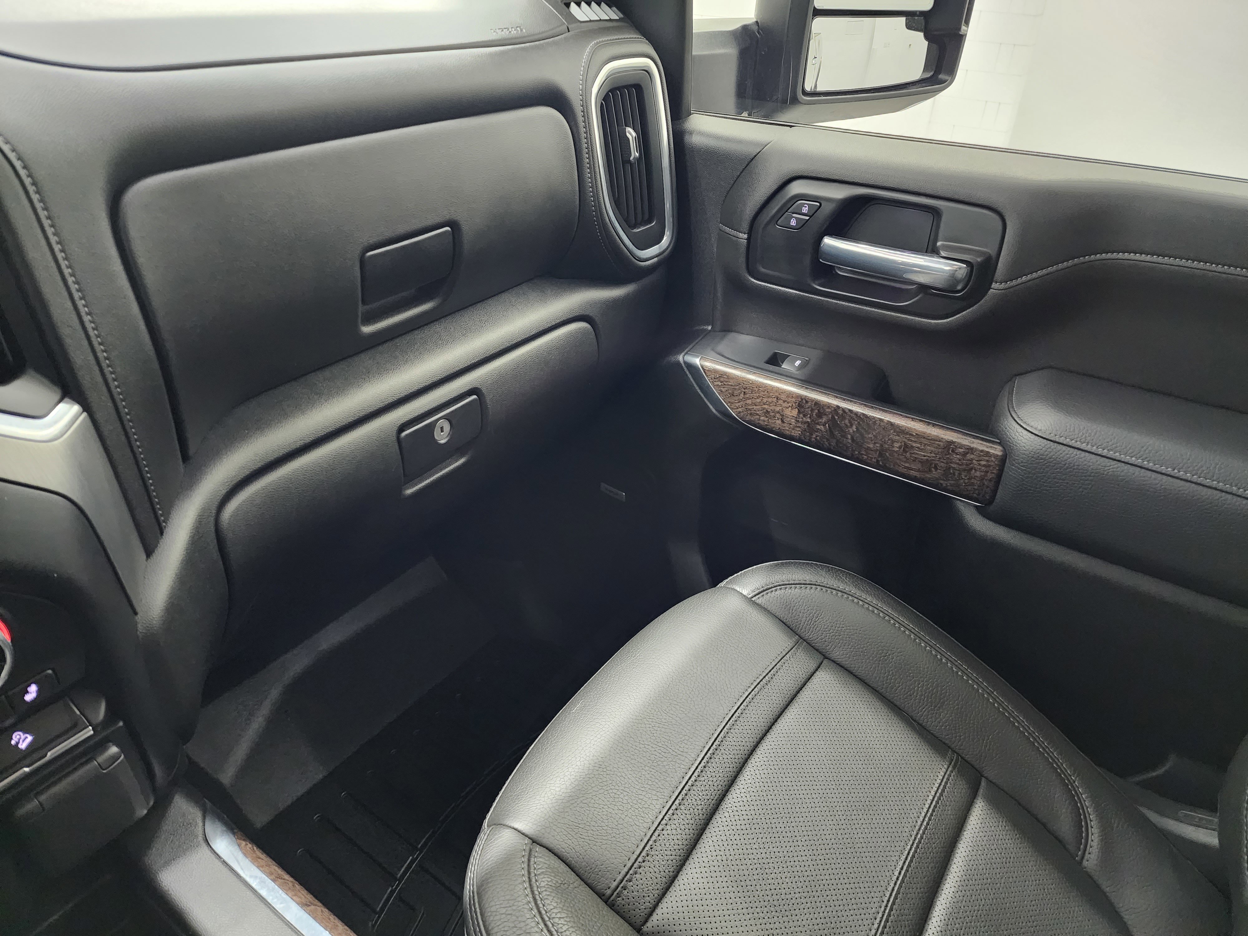 Used 2022 GMC Sierra 2500 Denali w/ Denali Ultimate Package image 12