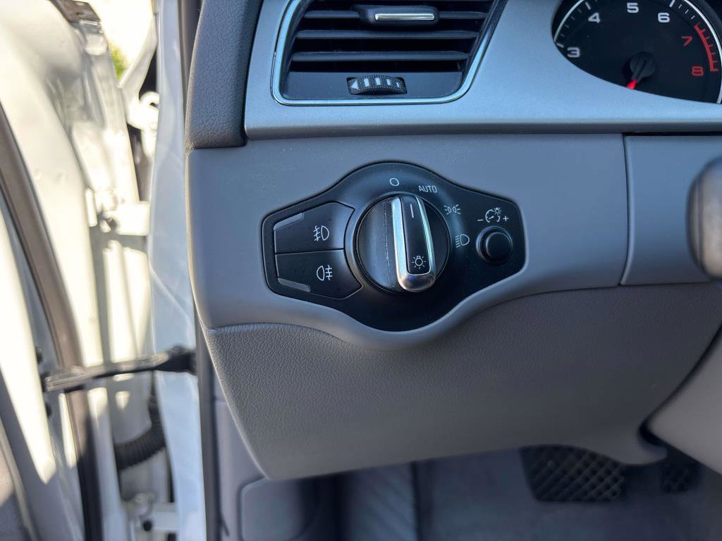 Used 2012 Audi A4 2.0T Premium image 15