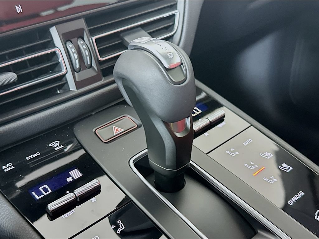 New 2026 Porsche Macan S AWD/4WD image 18