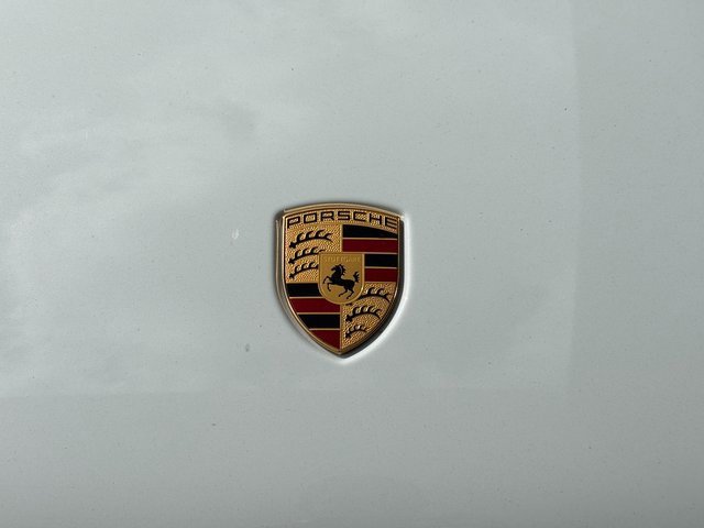 Certified 2025 Porsche Macan image 26