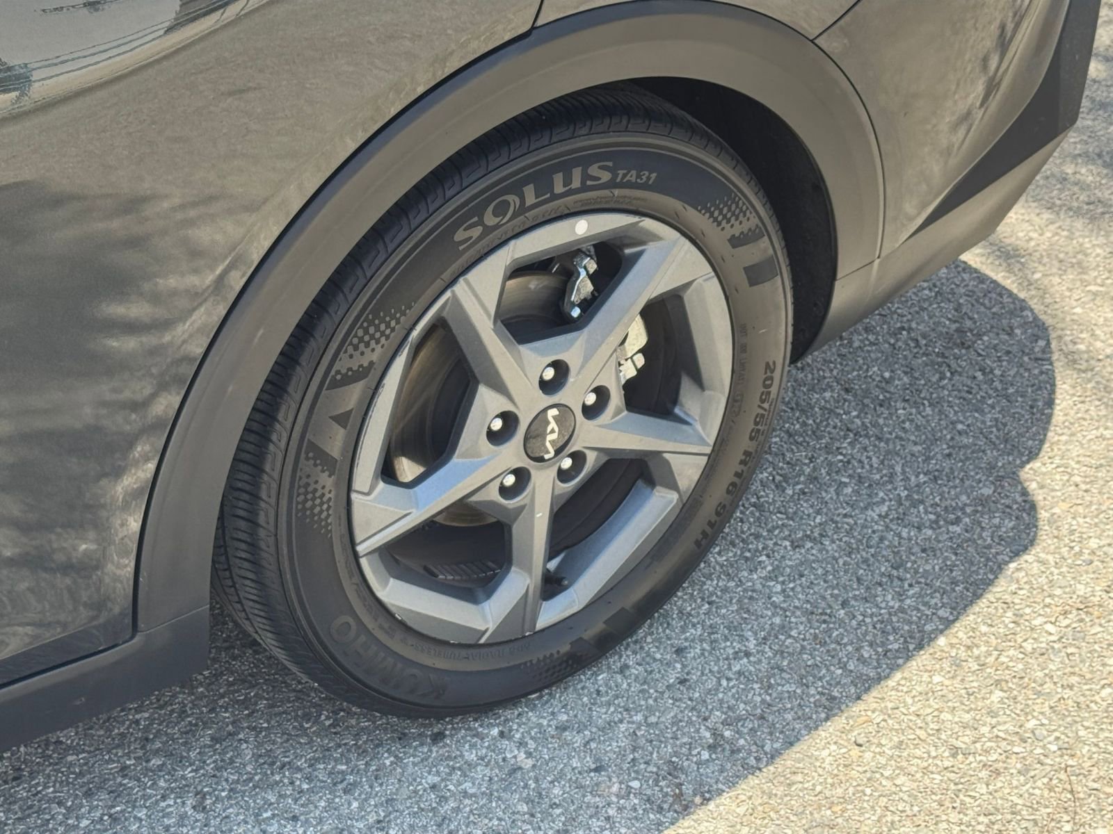 Used 2025 Kia K4 FWD image 30