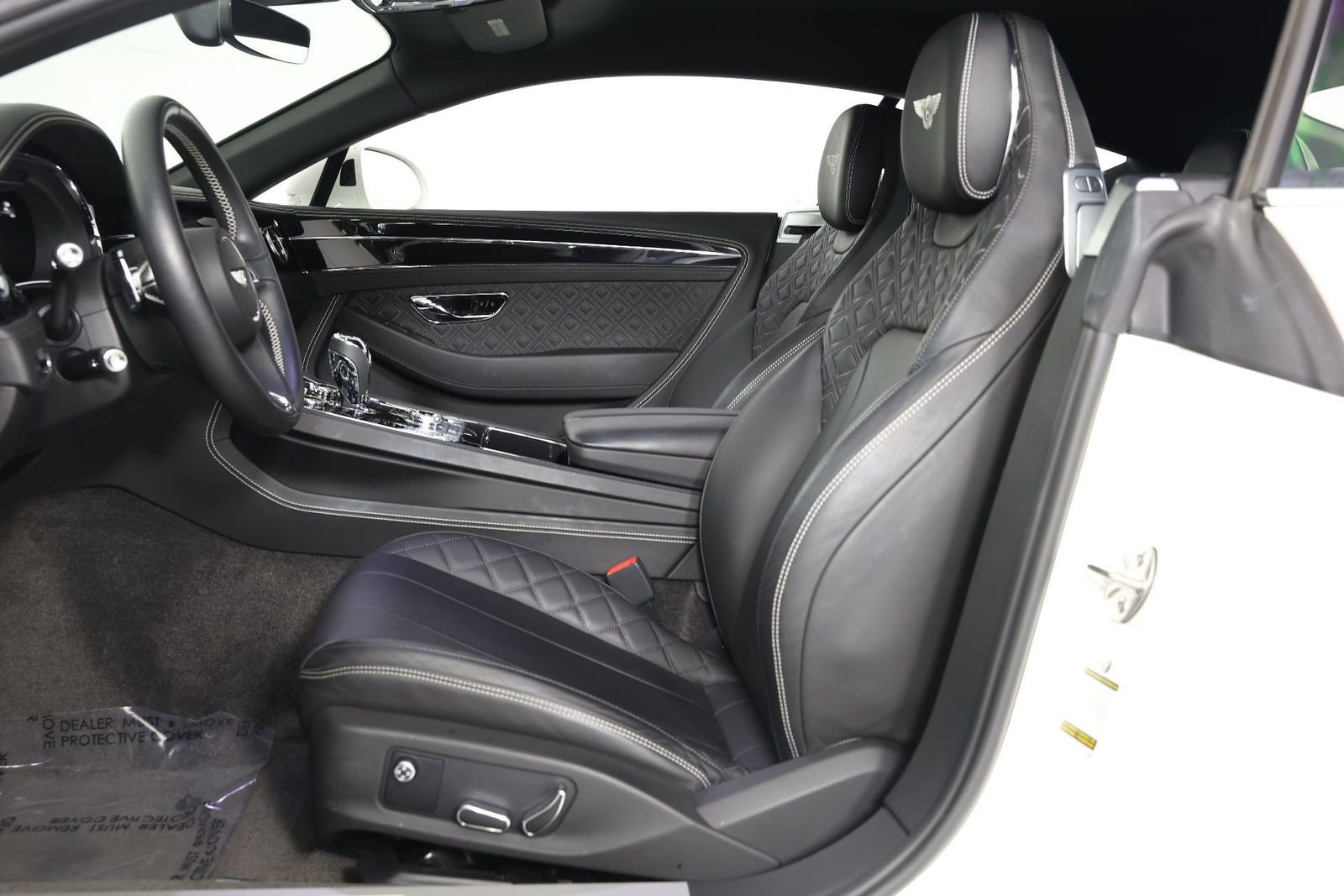 Used 2020 Bentley Continental GT image 2