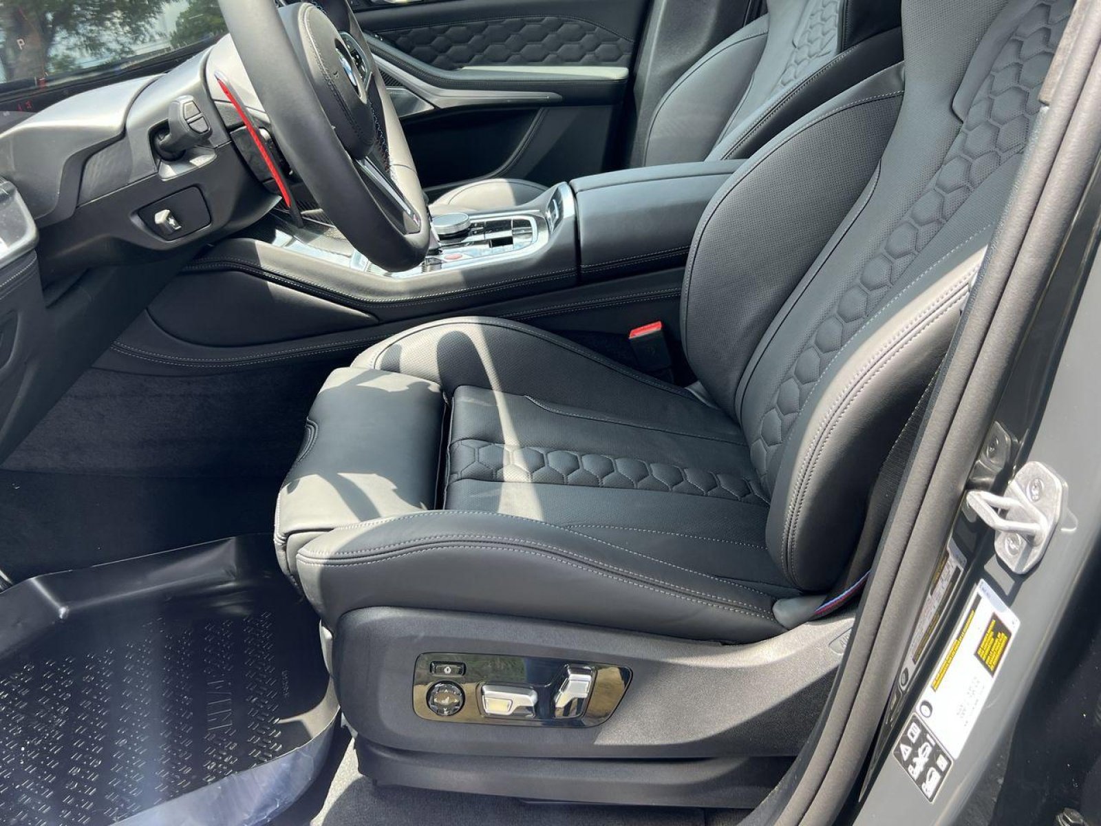 New 2026 BMW X5 M Competition w/ Executive Package image 10