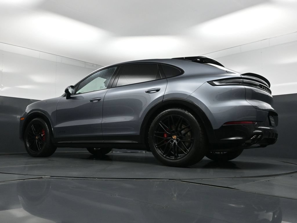New 2026 Porsche Cayenne GTS AWD/4WD image 24