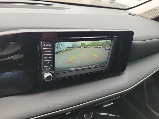 Used 2025 Nissan Kicks S image 28