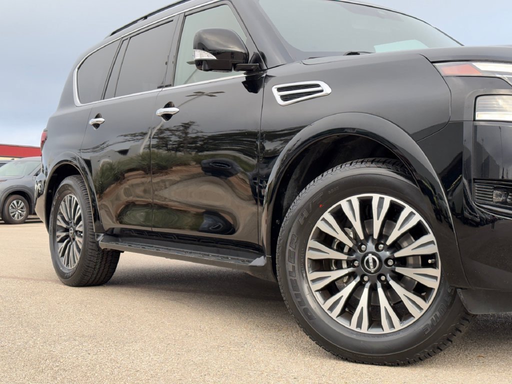 Used 2023 Nissan Armada SL w/ Midnight Edition Package RWD image 2