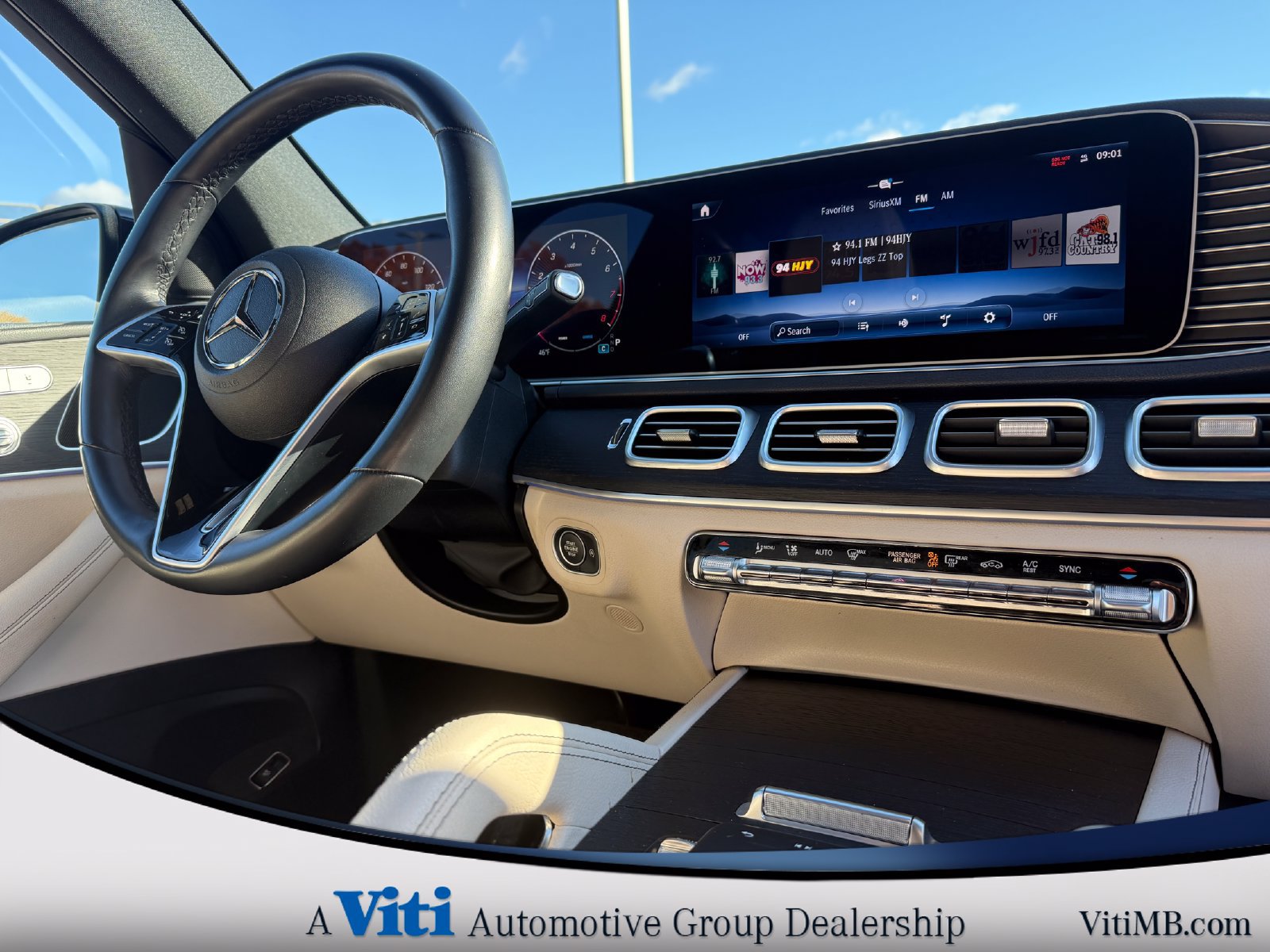 Used 2024 Mercedes-Benz GLE 350 4MATIC image 32