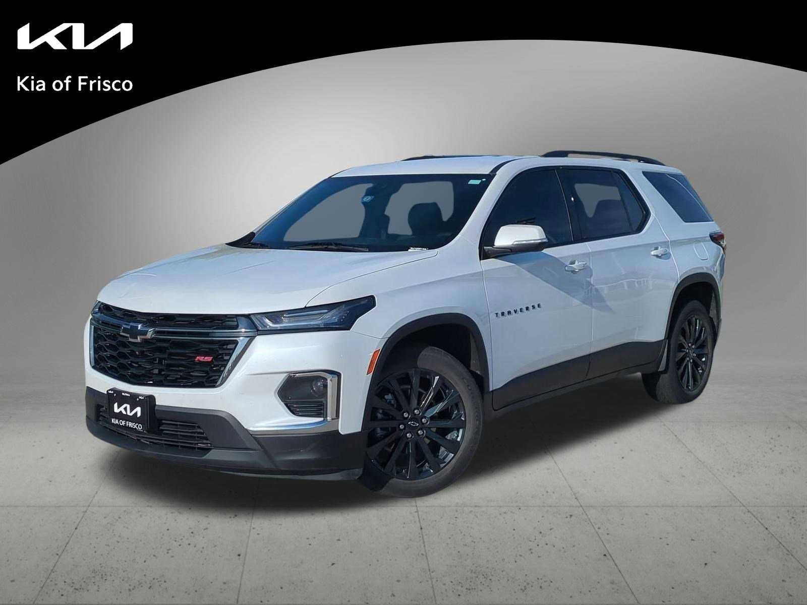 Used 2022 Chevrolet Traverse RS video 1