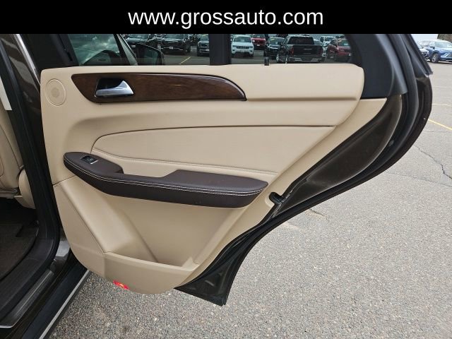 Used 2018 Mercedes-Benz GLE 350 4MATIC image 32