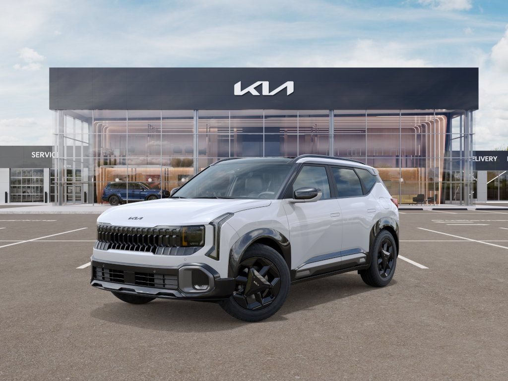 Used 2027 Kia Seltos X-Line S w/ X-Line S Premium Package AWD/4WD image 1