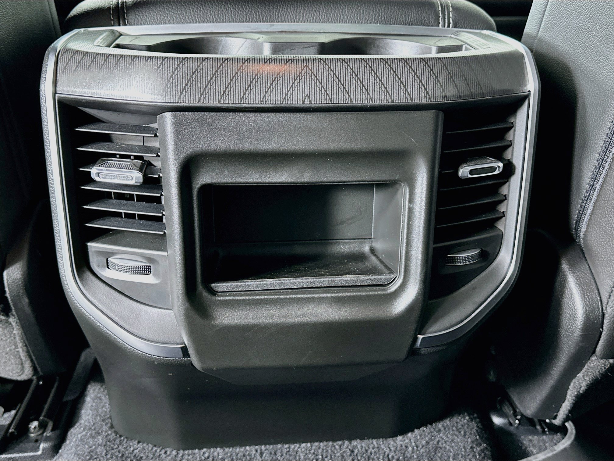 Used 2026 RAM 1500 Express AWD/4WD image 31