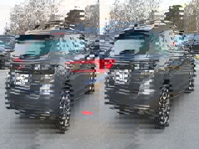 Used 2022 Subaru Impreza 2.0i Limited image 5