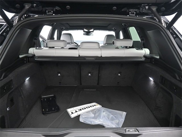 New 2026 BMW X5 sDrive40i w/ Climate Comfort Package image 16