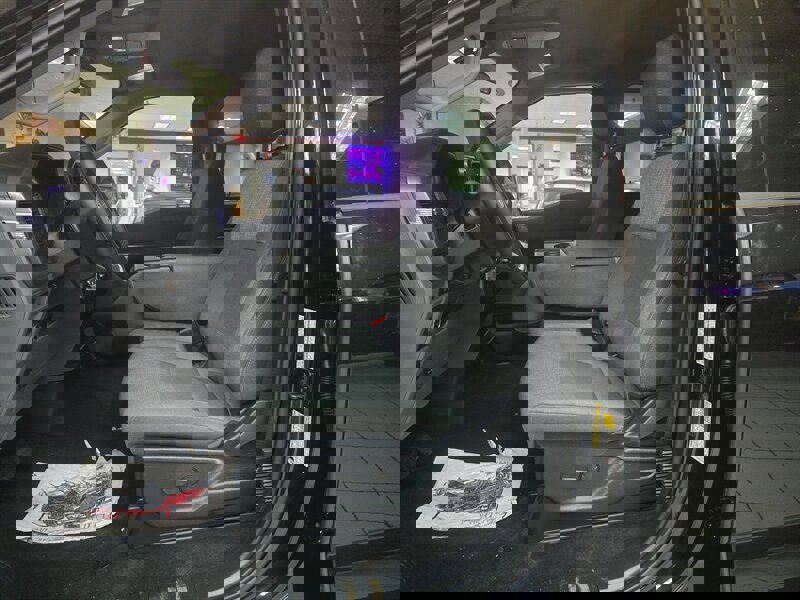 Used 2025 Ford F150 XLT w/ Equipment Group 301A Standard image 9