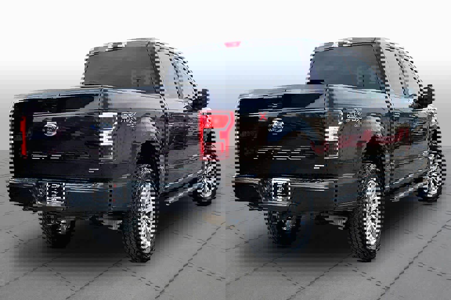 Used 2018 Ford F150 XL w/ Equipment Group 101A Mid AWD/4WD image 12