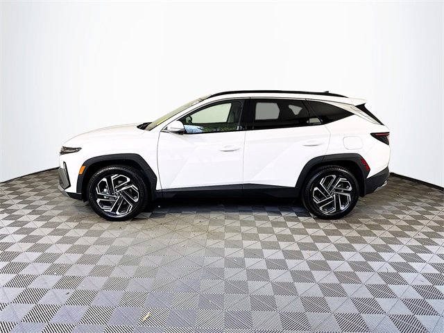 Used 2025 Hyundai Tucson Limited image 2