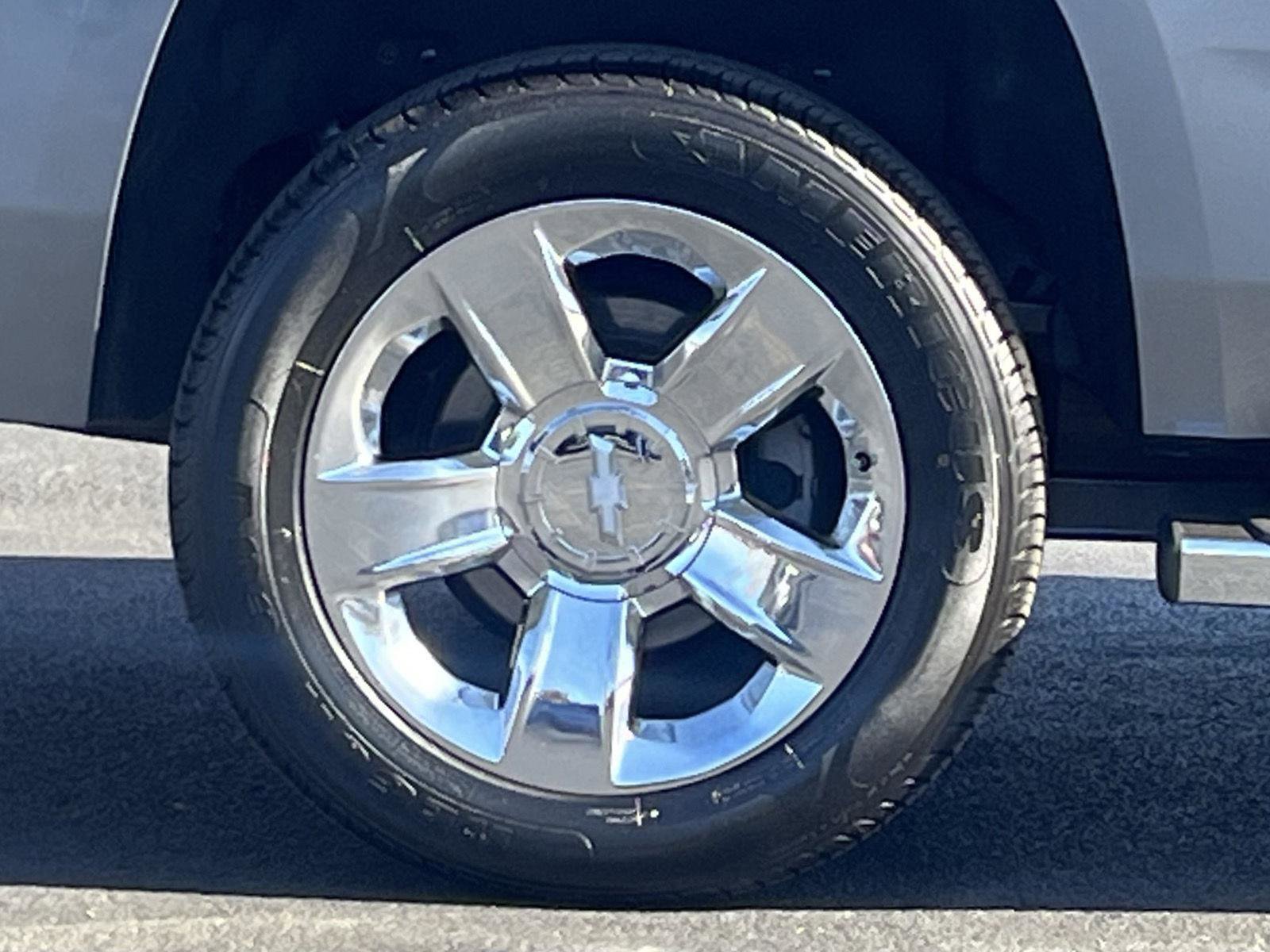 Used 2019 Chevrolet Tahoe LT w/ LT Signature Package image 34