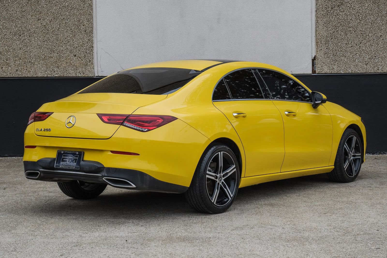 Used 2022 Mercedes-Benz CLA 250 image 9