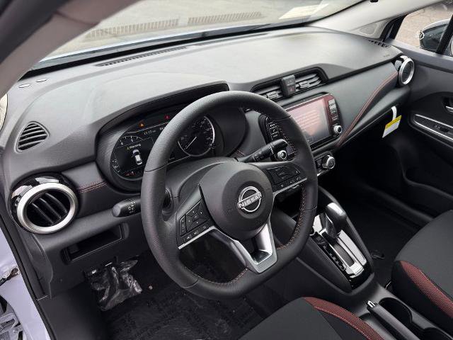 New 2025 Nissan Versa SR w/ Trunk Package image 17