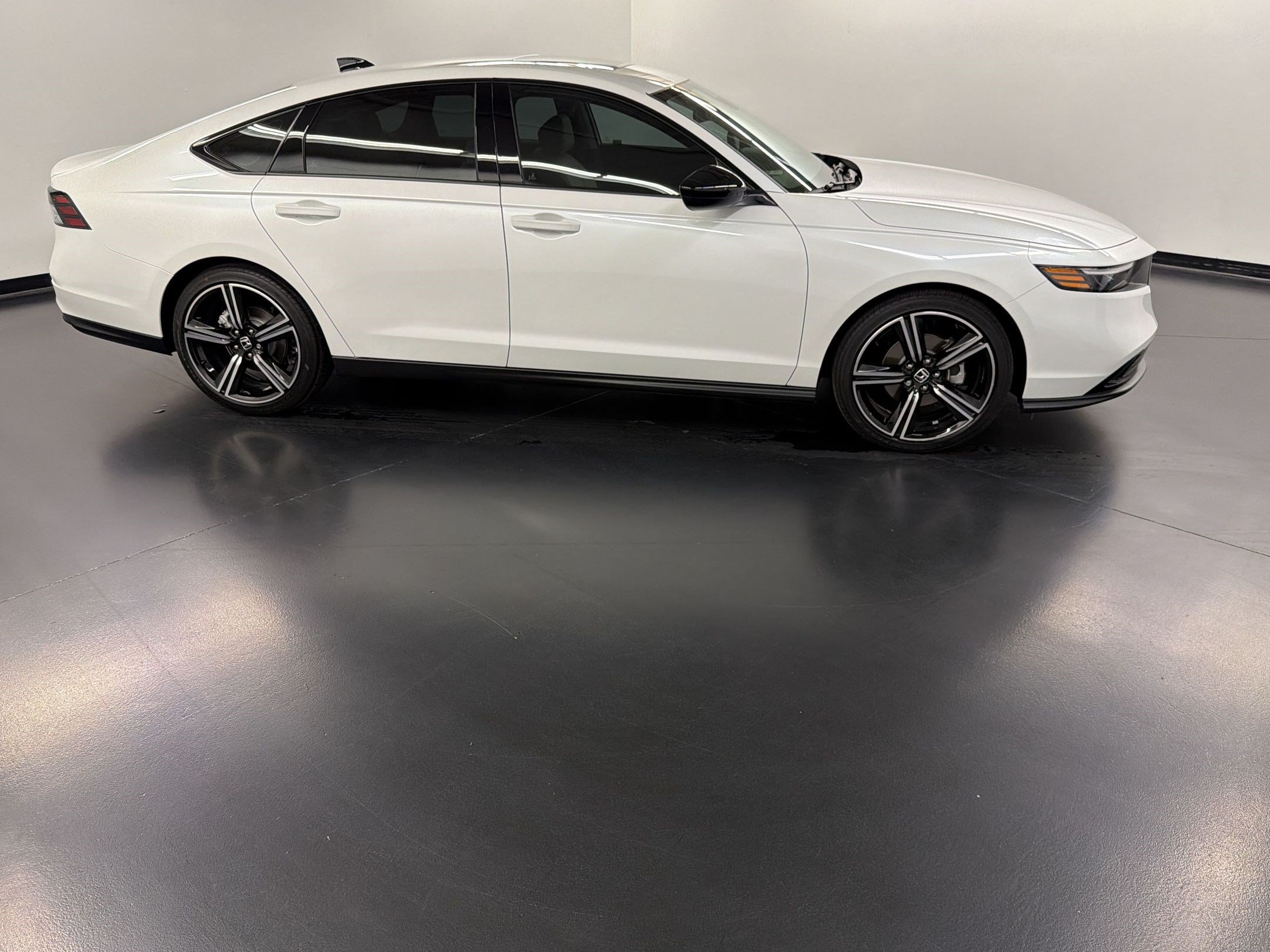 Certified 2026 Honda Accord SE image 8