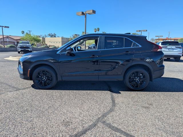 Used 2024 Mitsubishi Eclipse Cross LE image 2