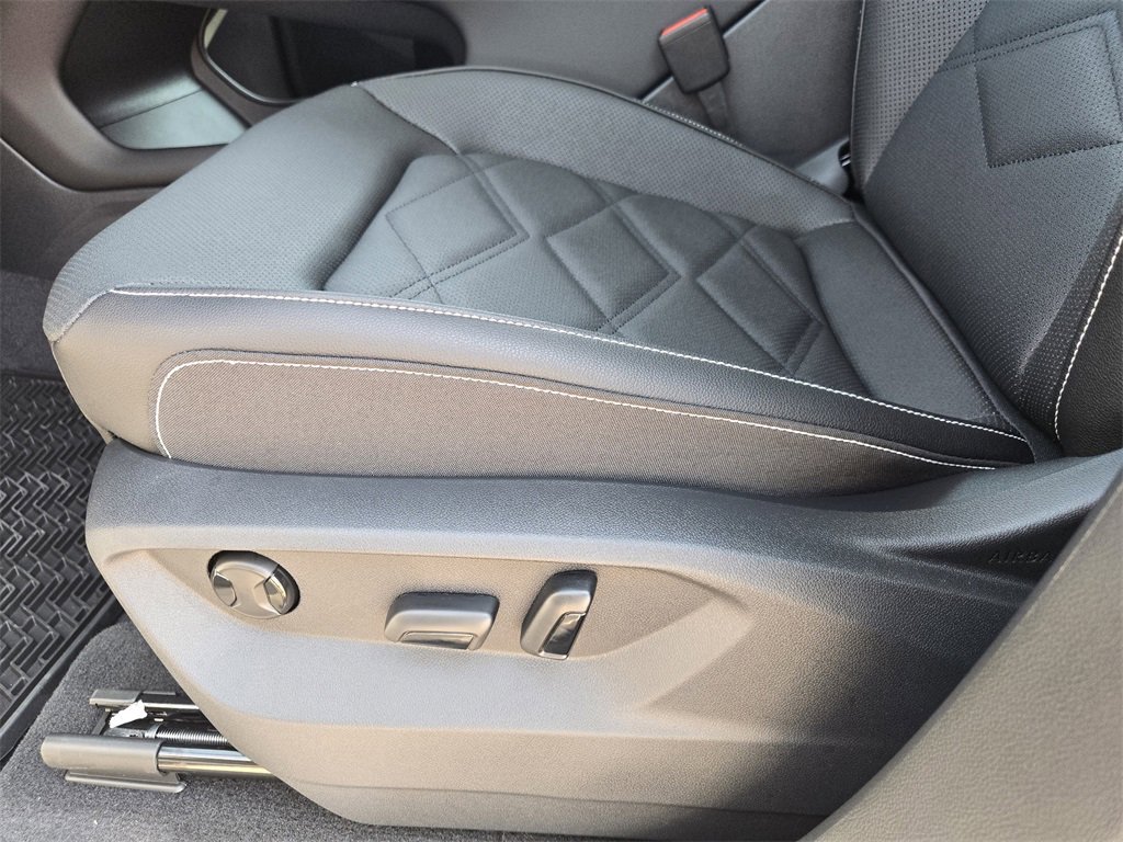 New 2026 Volkswagen Atlas SE image 19