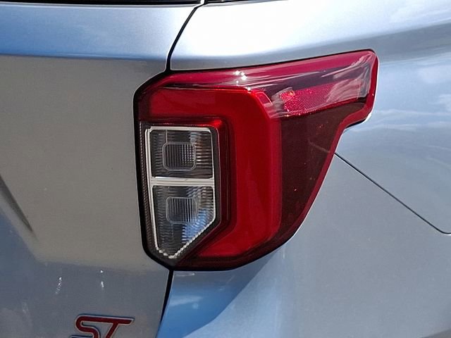 Used 2021 Ford Explorer ST w/ Equipment Group 401A image 12