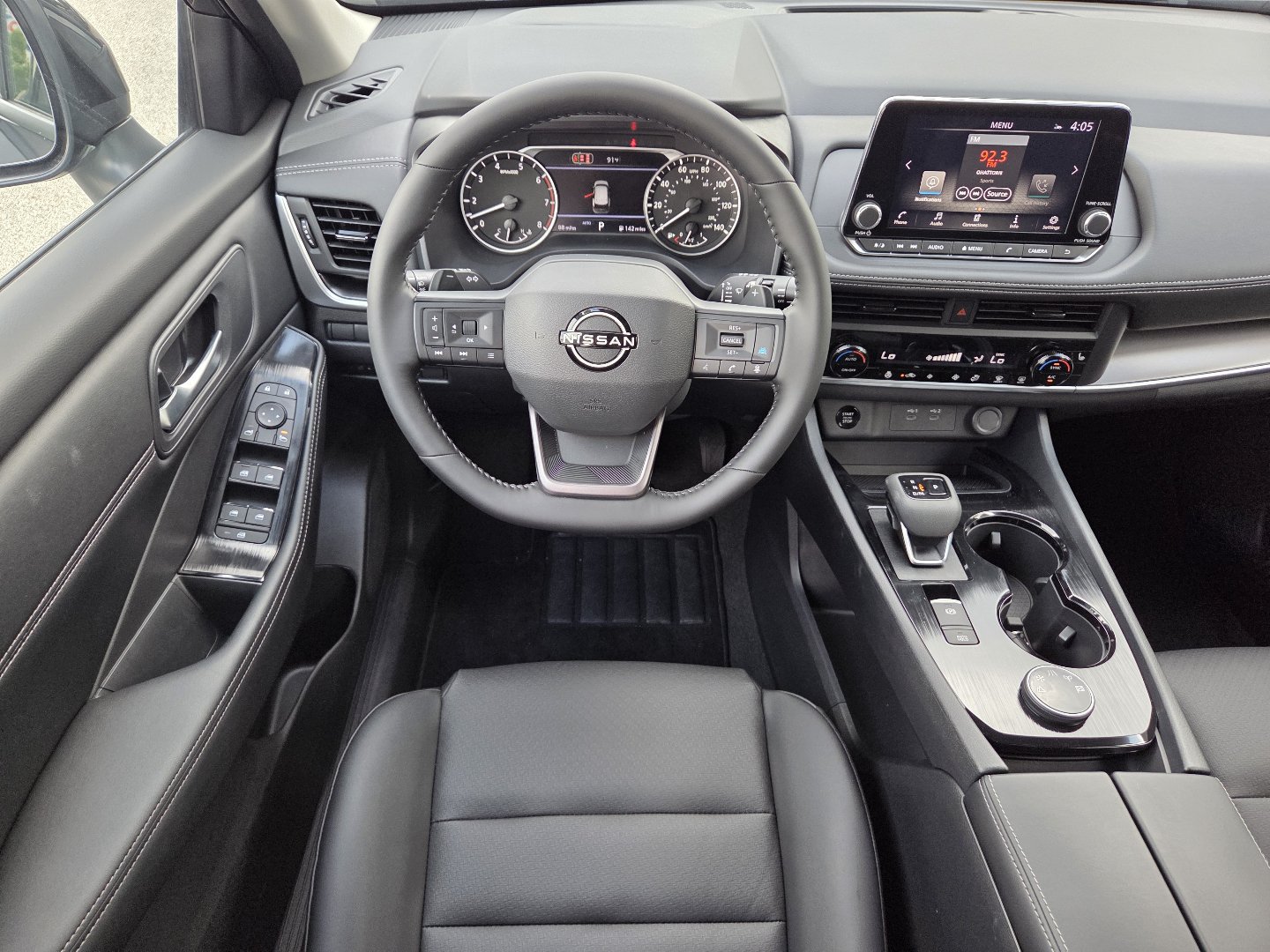 New 2026 Nissan Rogue Dark Armor AWD/4WD image 5