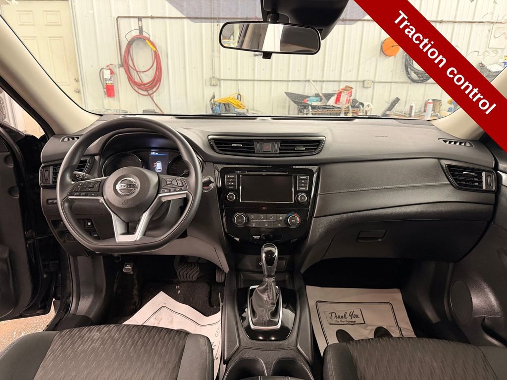 Used 2020 Nissan Rogue SV image 20