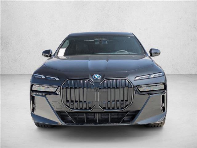 New 2025 BMW i7 xDrive60 AWD/4WD image 6