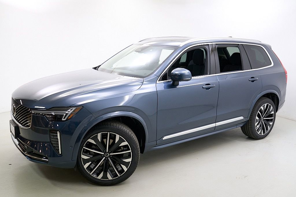 New 2026 Volvo XC90 B6 Plus w/ Protection Package AWD/4WD image 3