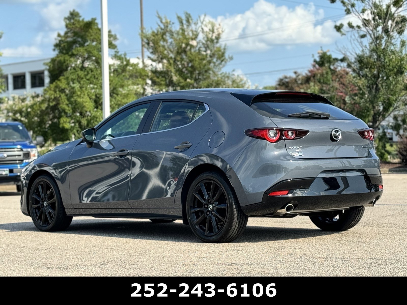 Used 2025 MAZDA MAZDA3 Carbon AWD/4WD image 5