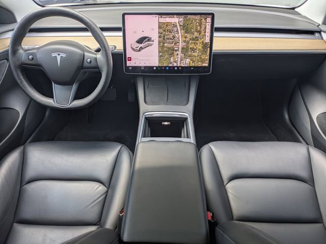 Used 2021 Tesla Model 3 Standard Range Plus image 15