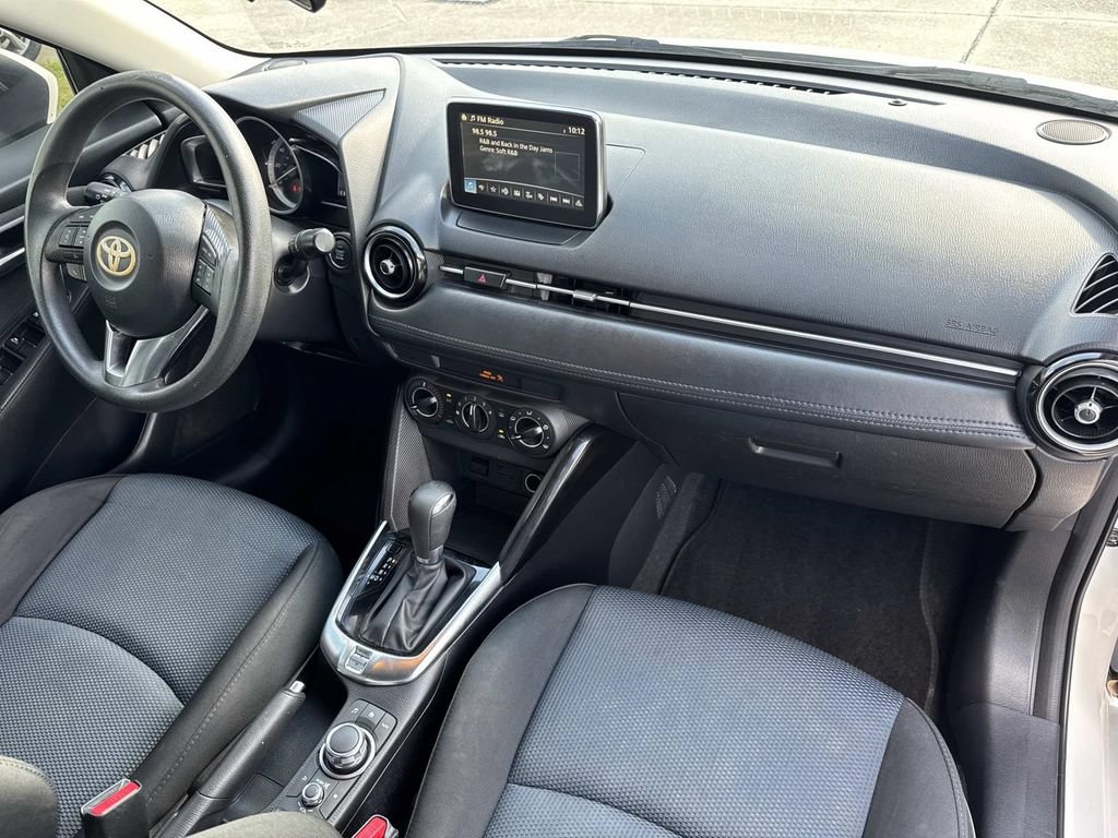 Used 2018 Toyota Yaris iA FWD image 12