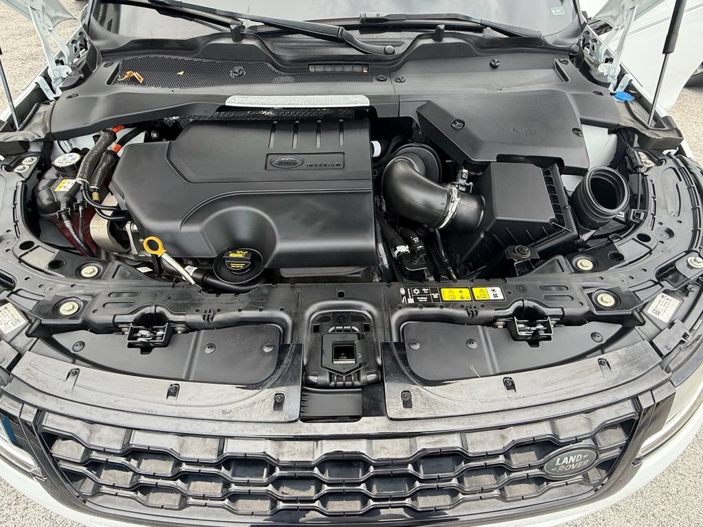 Used 2023 Land Rover Range Rover Evoque R-Dynamic S AWD/4WD image 22