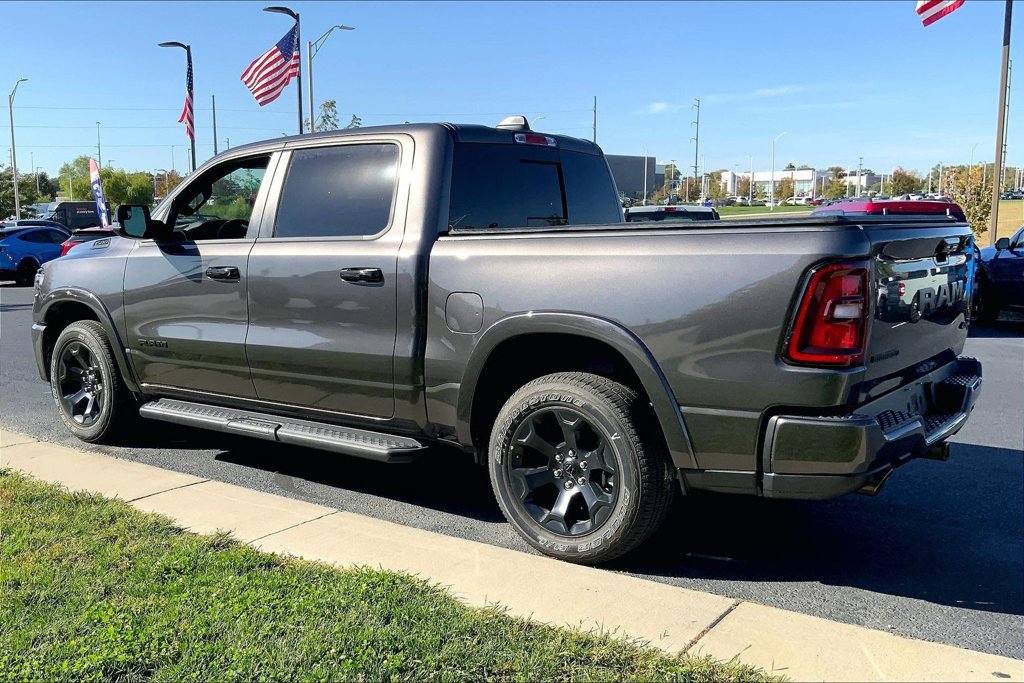 Used 2026 RAM 1500 Big Horn AWD/4WD image 2