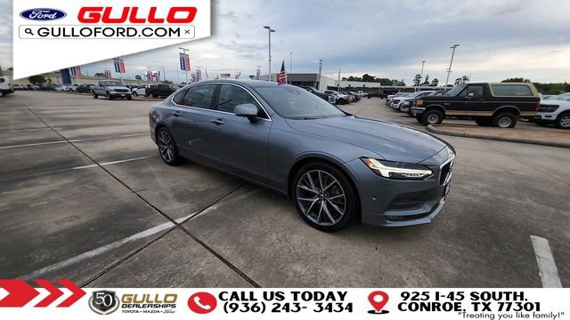 Used 2018 Volvo S90 T5 Momentum FWD image 2