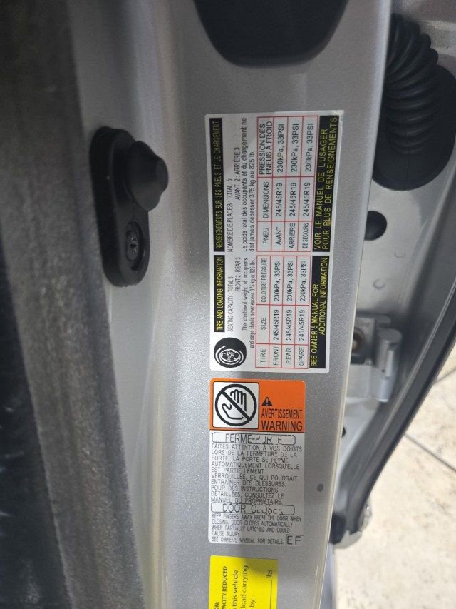 Used 2015 Lexus LS 460 L image 21