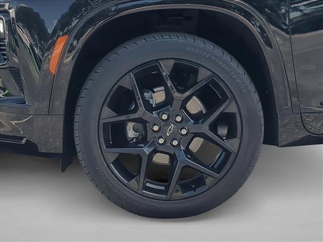 Used 2024 Chevrolet Traverse RS FWD image 23