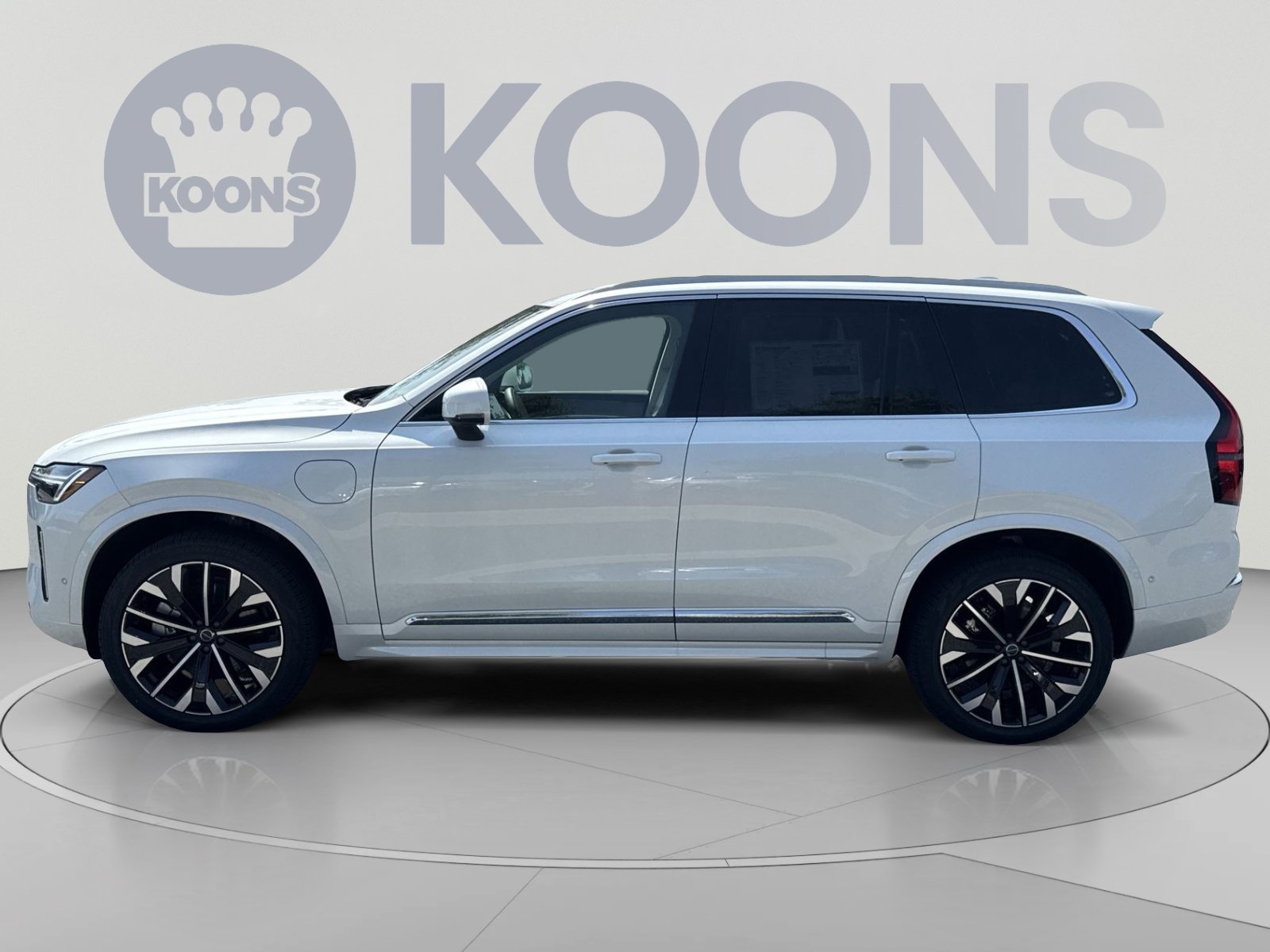 New 2026 Volvo XC90 T8 Ultra AWD/4WD image 2