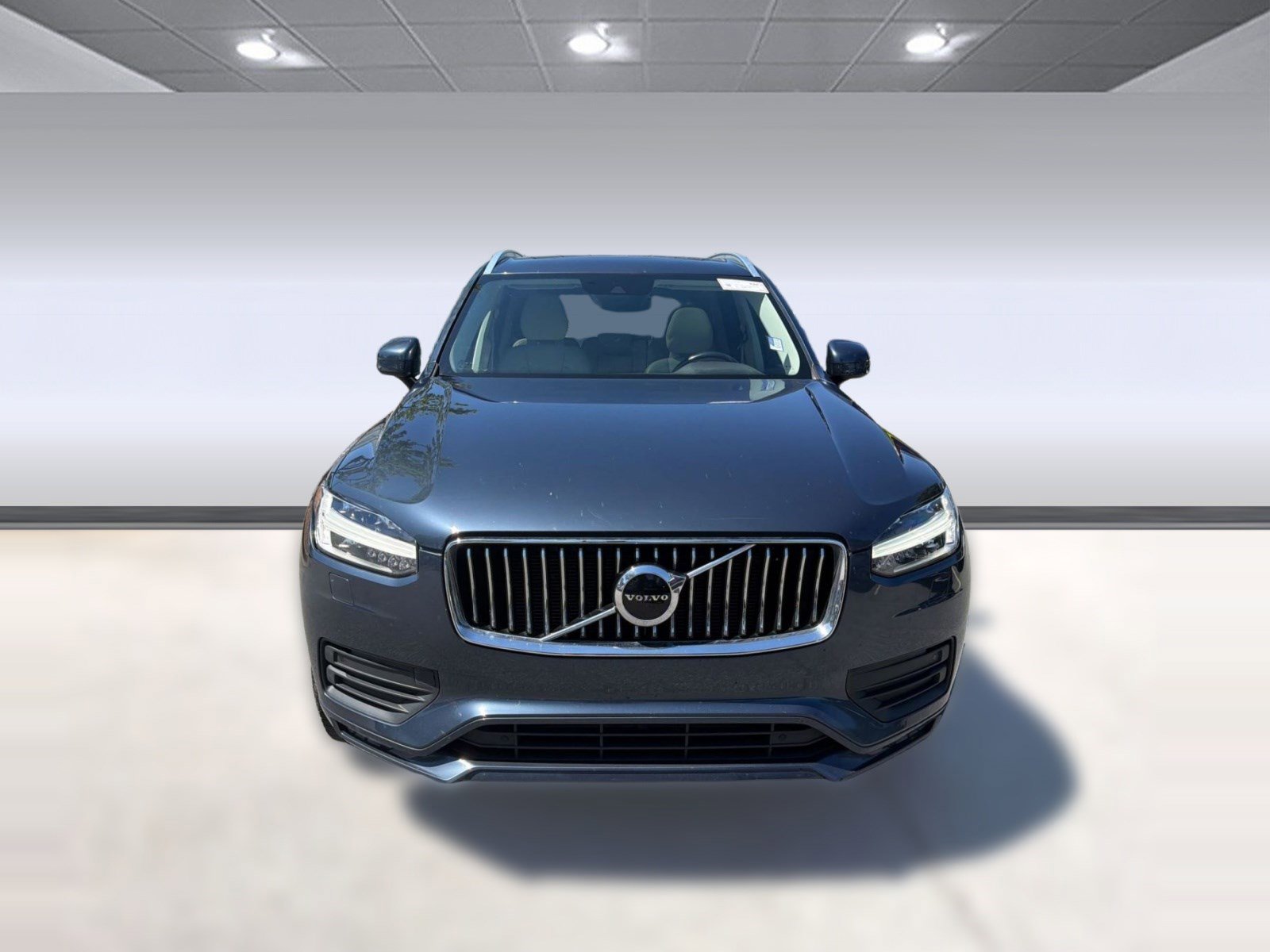 Used 2021 Volvo XC90 T5 Momentum w/ Protection Package Premier FWD image 6
