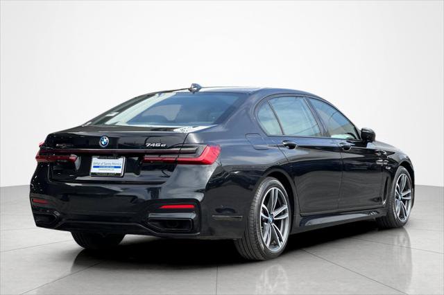 Used 2022 BMW 745e xDrive w/ M Sport Package image 5