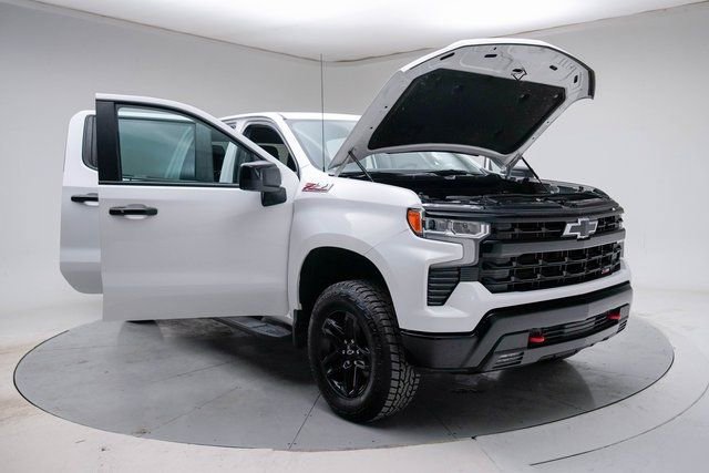 Used 2024 Chevrolet Silverado 1500 LT Trail Boss w/ Protection Package image 15