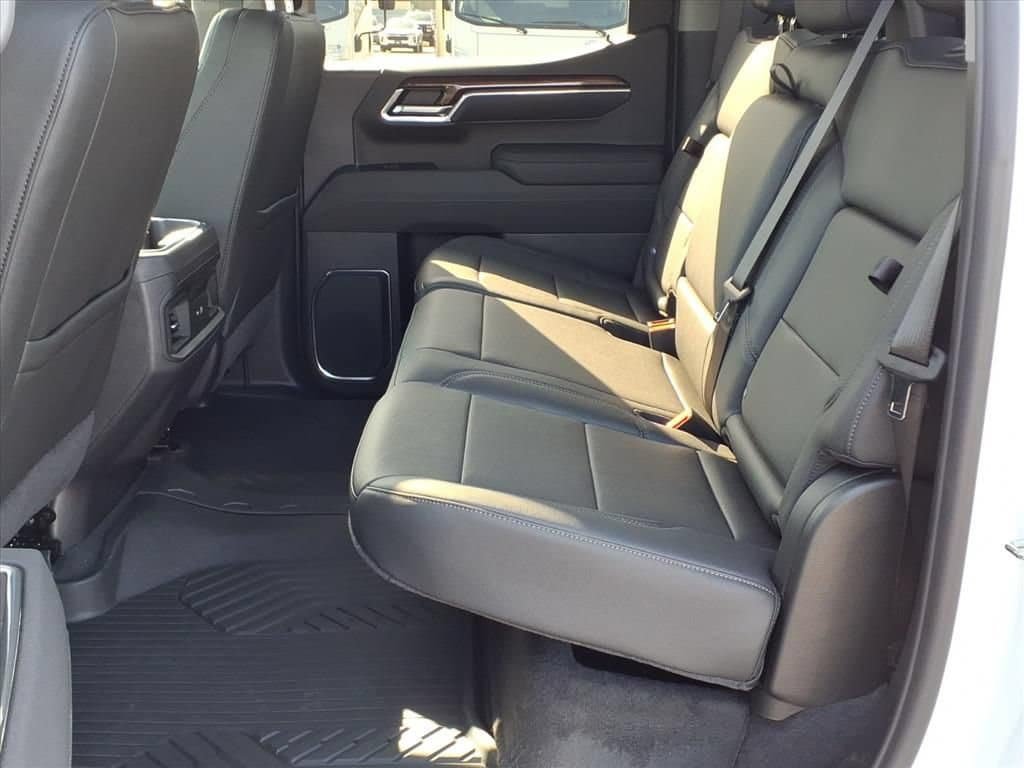 New 2026 Chevrolet Silverado 1500 RST w/ Safety Package AWD/4WD image 18