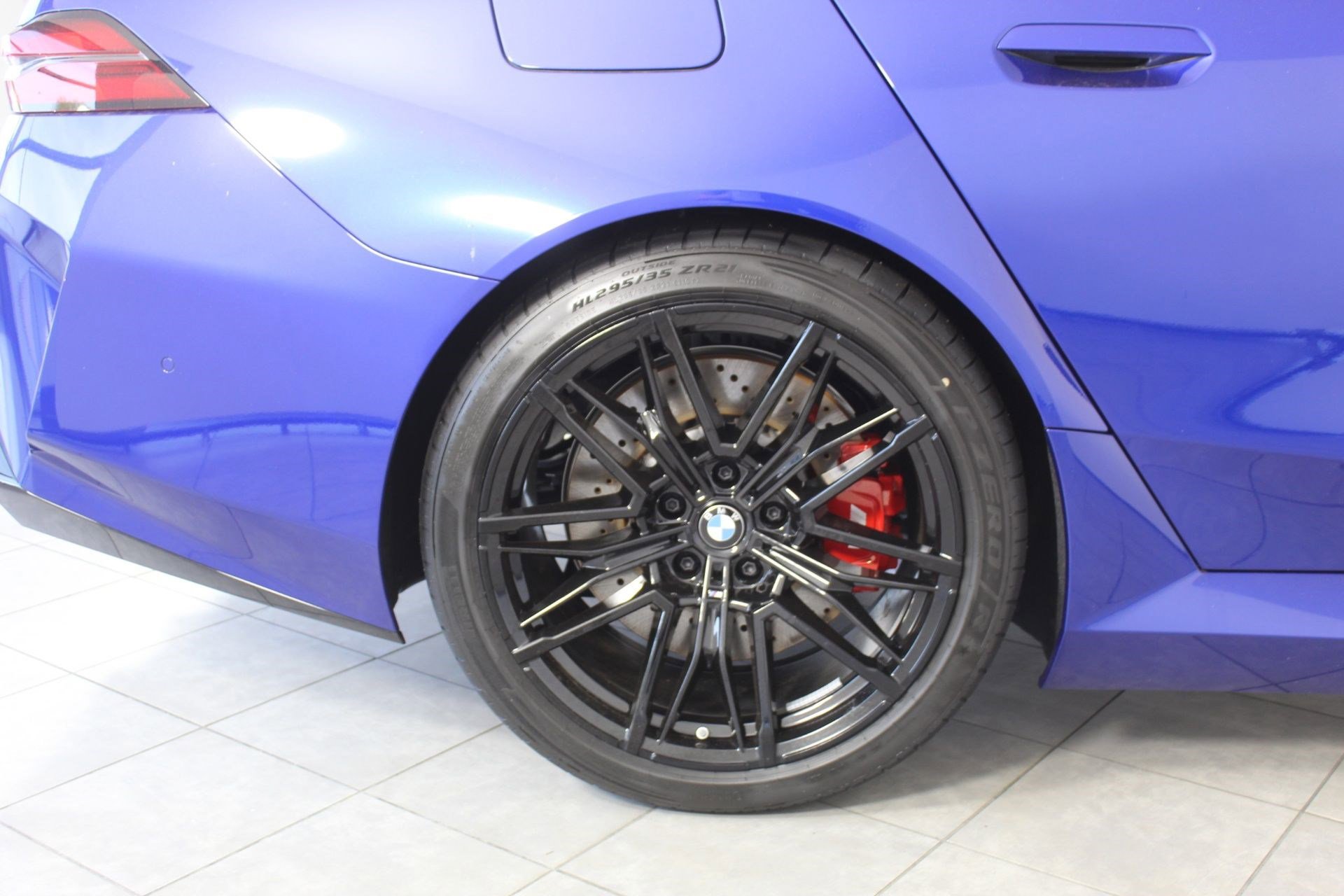 New 2026 BMW M5 w/ Carbon Package image 10