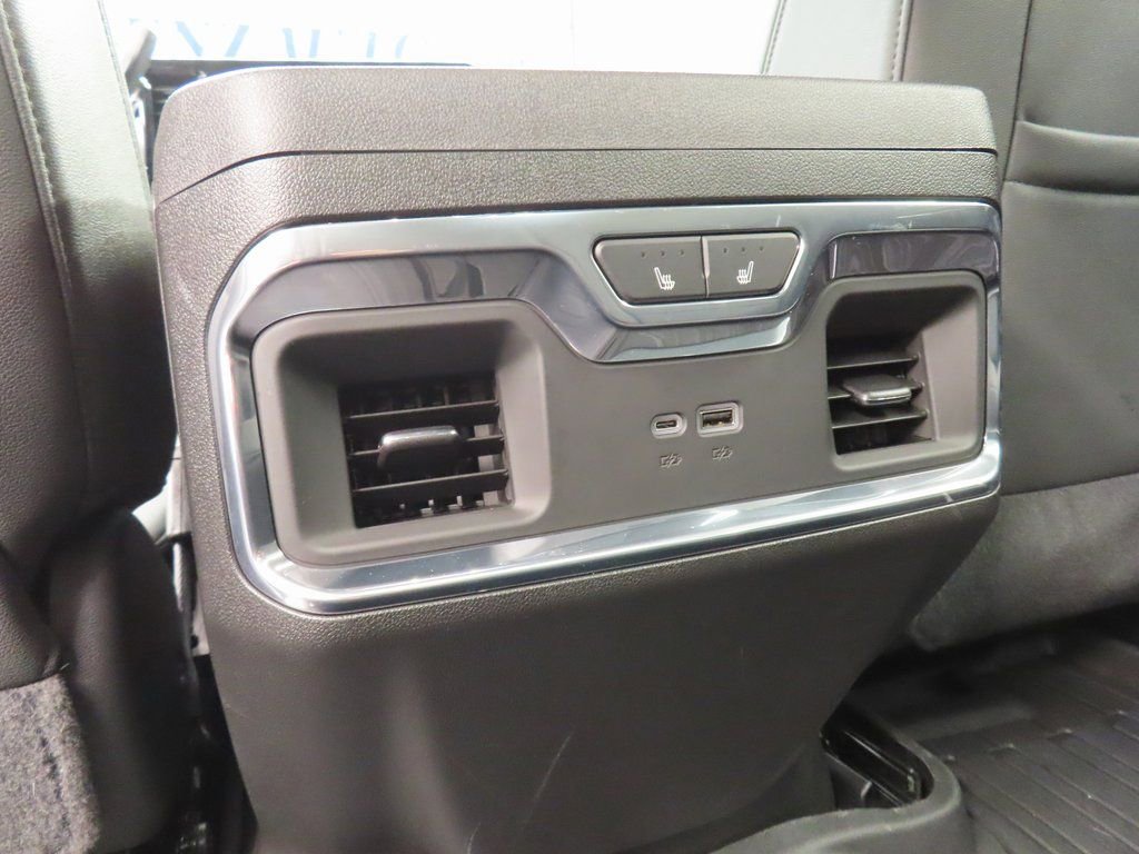 Used 2024 GMC Sierra 2500 SLT w/ SLT Premium Package image 11