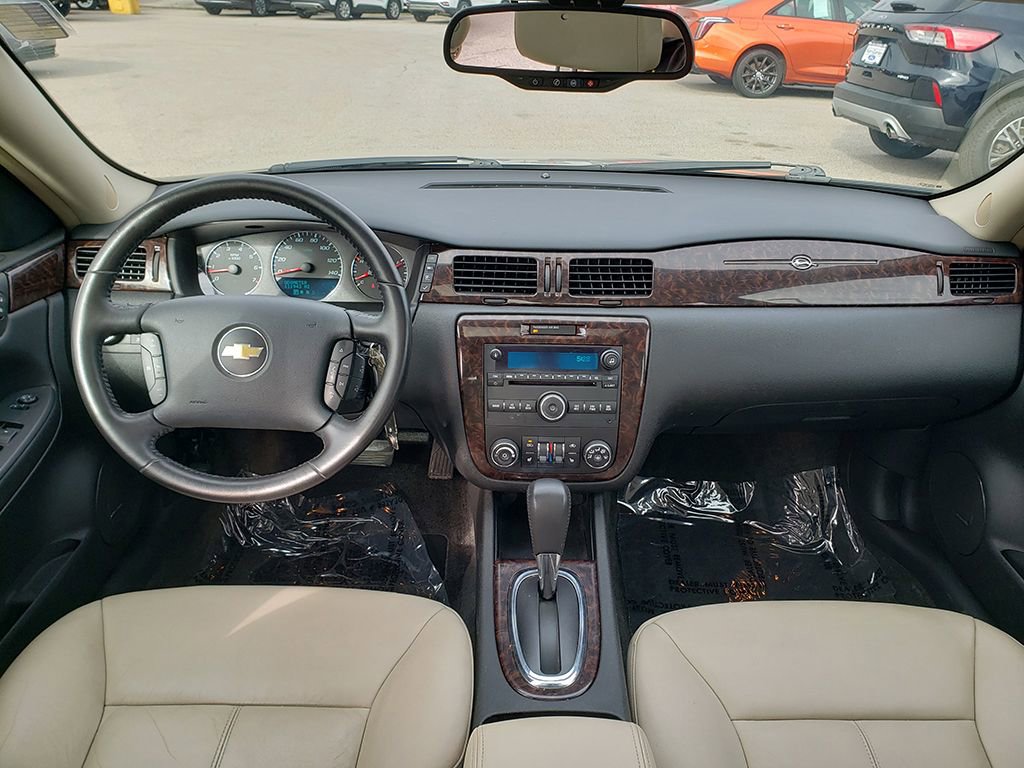 Used 2012 Chevrolet Impala LTZ image 13
