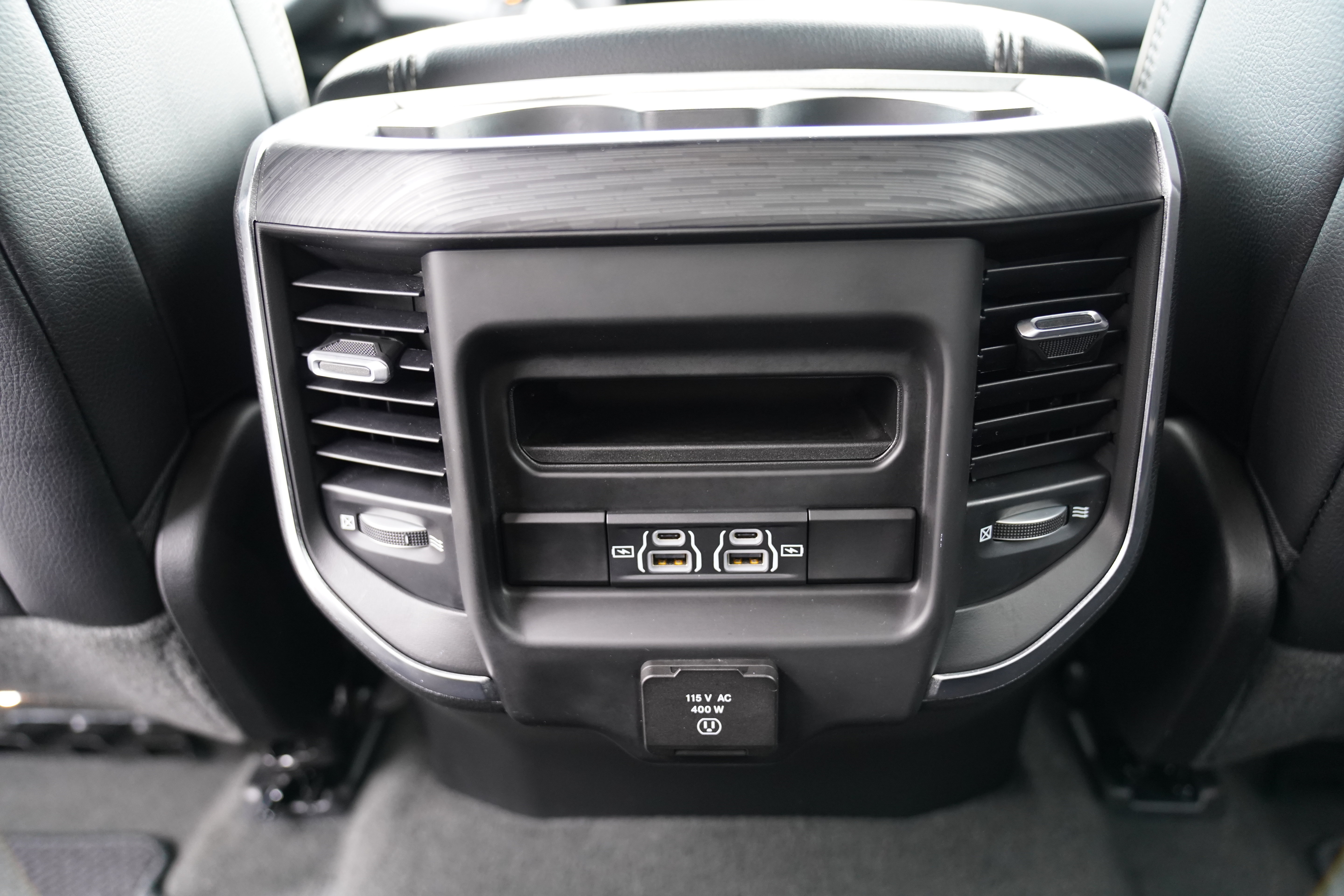 Used 2023 RAM 1500 Laramie AWD/4WD image 6
