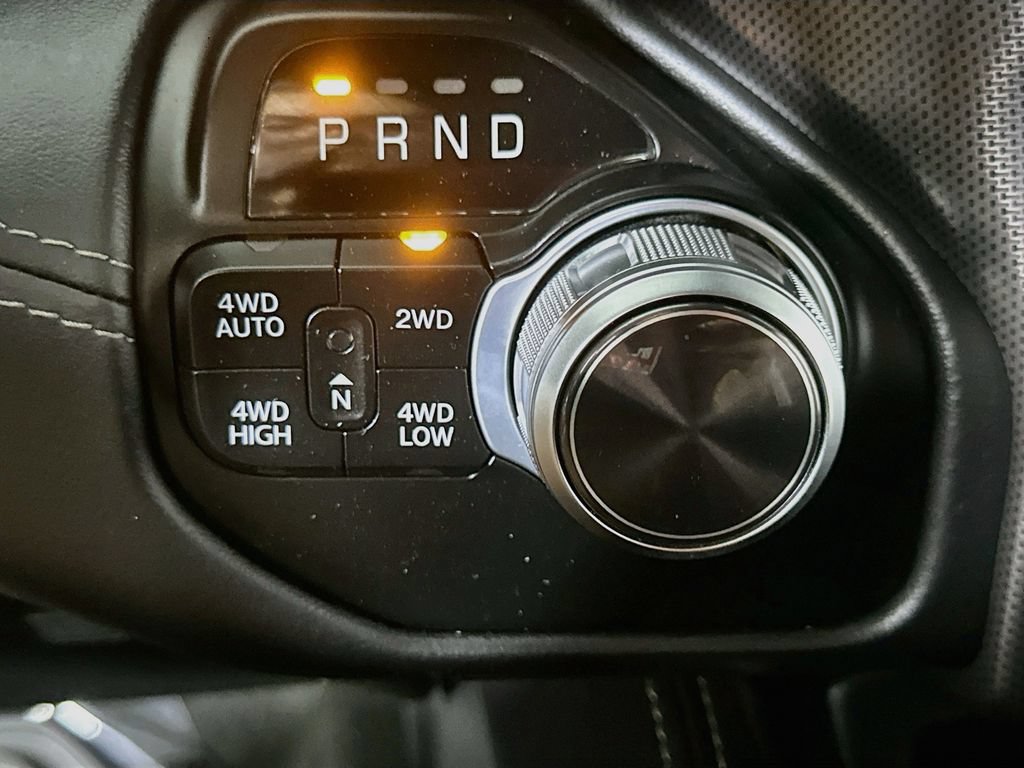Used 2022 RAM 1500 Limited w/ Body-Colour Bumper Group AWD/4WD image 34