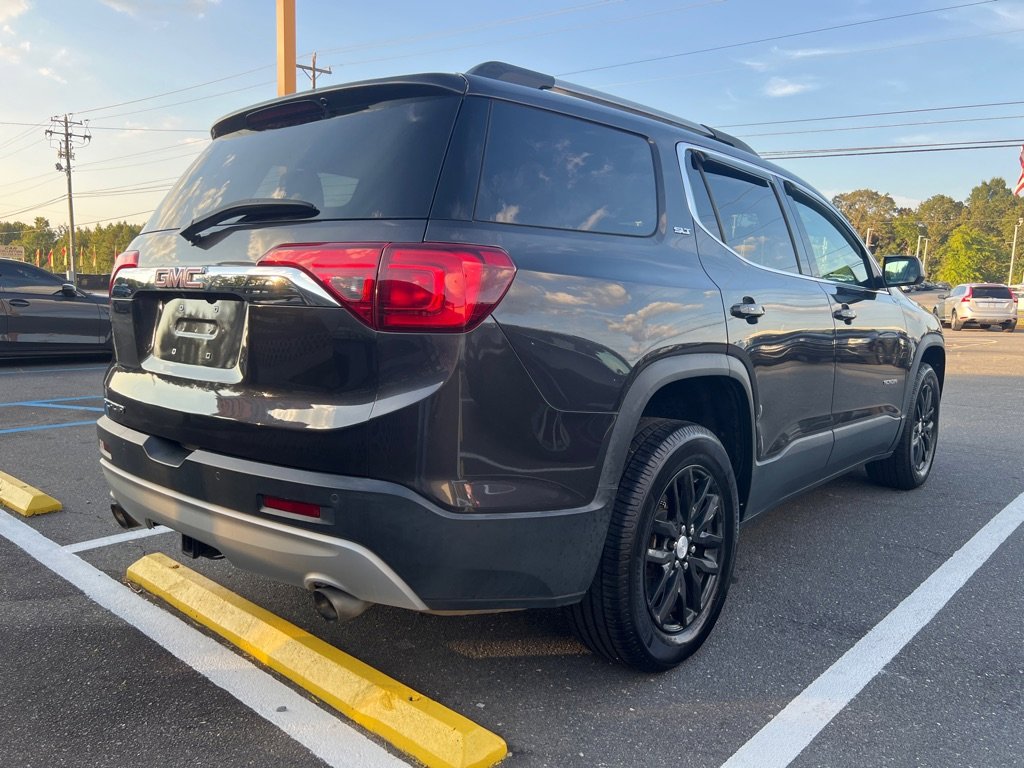 Used 2018 GMC Acadia SLT image 4